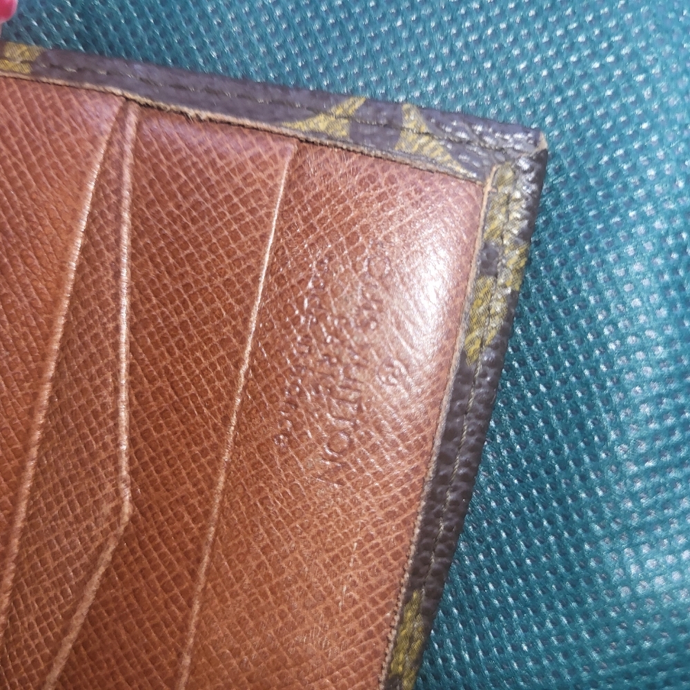 Vintage Louis Vuitton Monogram Elise Bi Fold Wallet - Picture 13 of 13